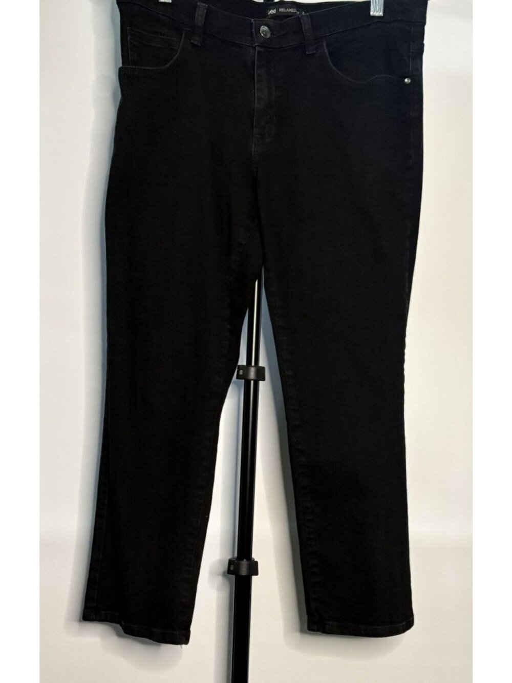 Lee Women's Black Relaxed Fit Straight Leg Jeans Denim Size 10 Petite 5 Pocket